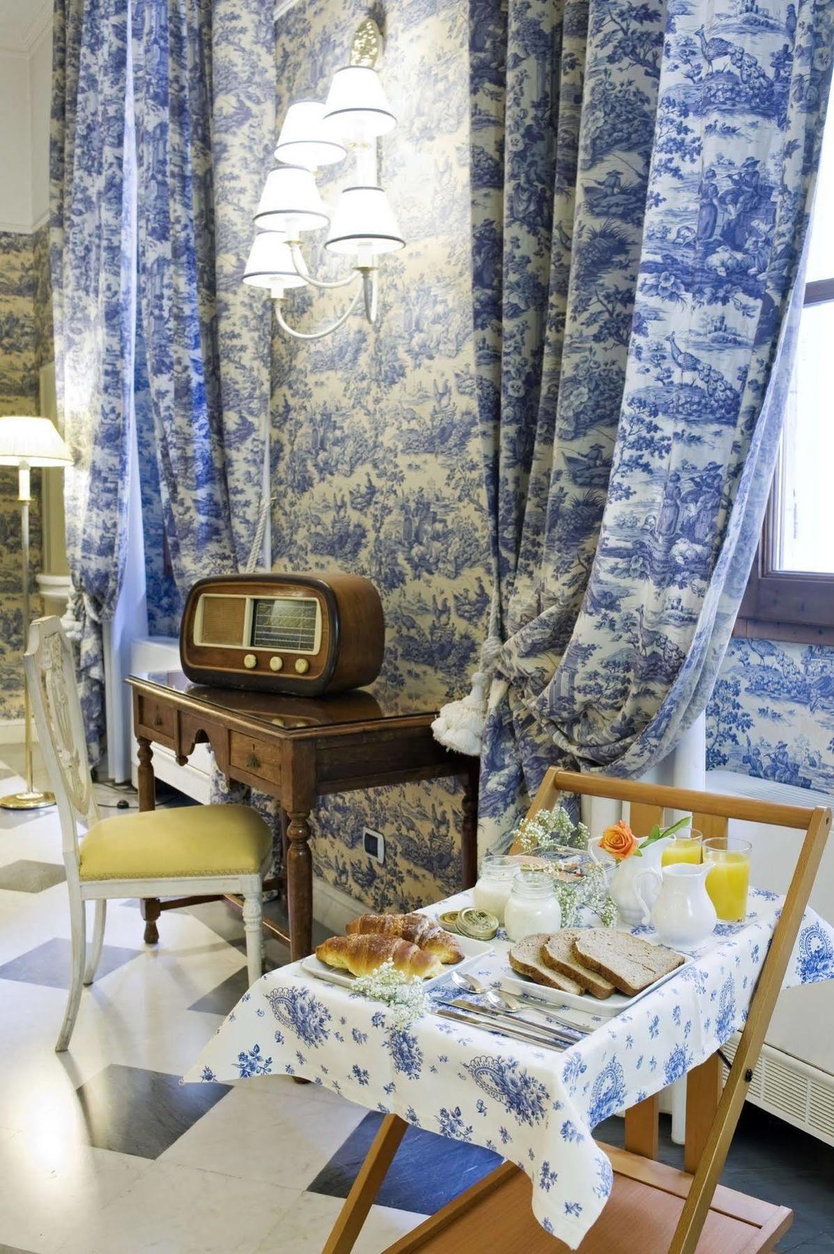 Alloro Bed and breakfast 3*